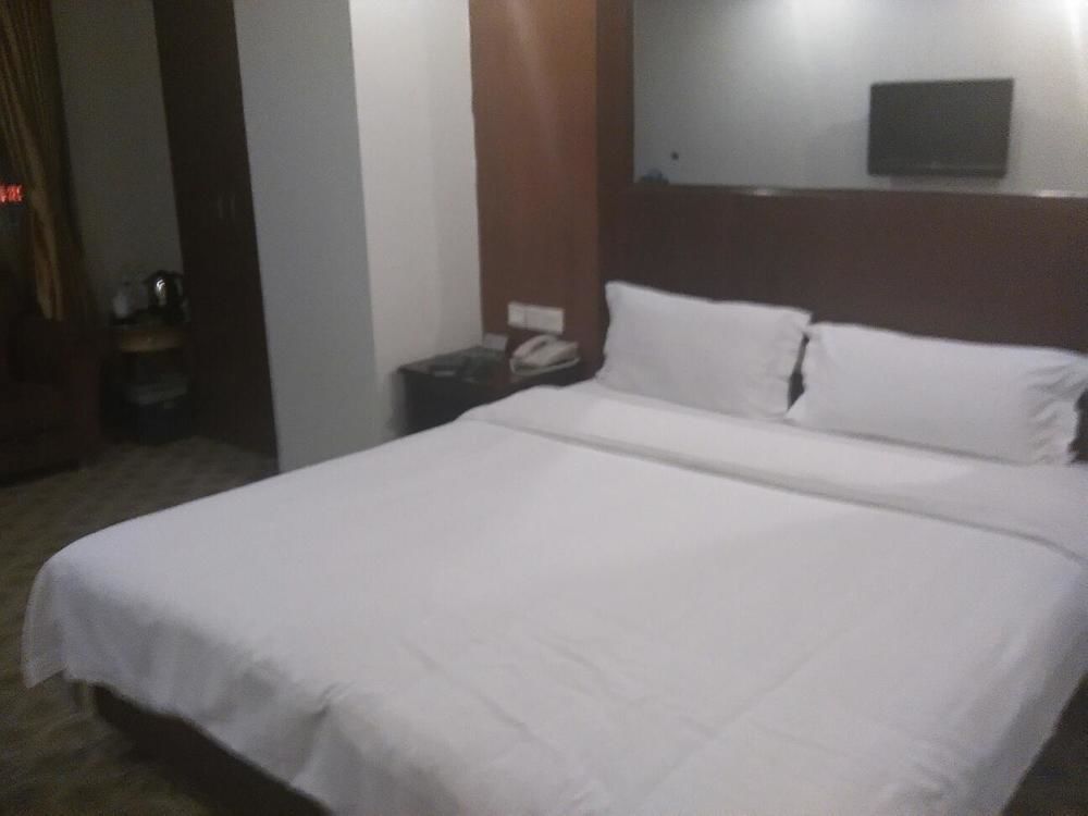Shanshui Fashion Hotel Paifang Park Zhaoqing Zewnętrze zdjęcie